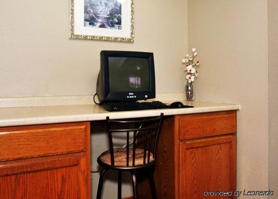 Econo Lodge Inn & Suites Dubuque Δωμάτιο φωτογραφία